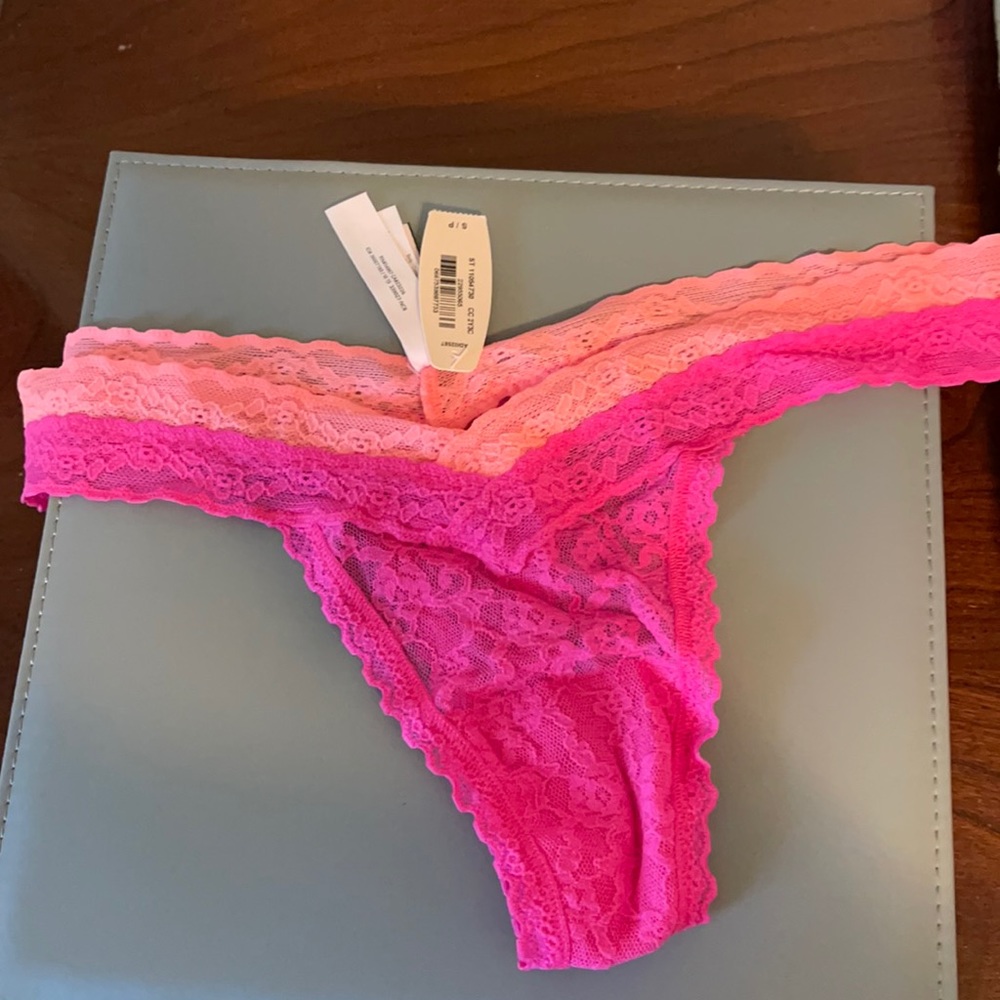 VS thong